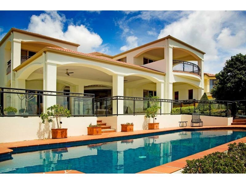 3113 Riverleigh Drive, Hope Island QLD 4212