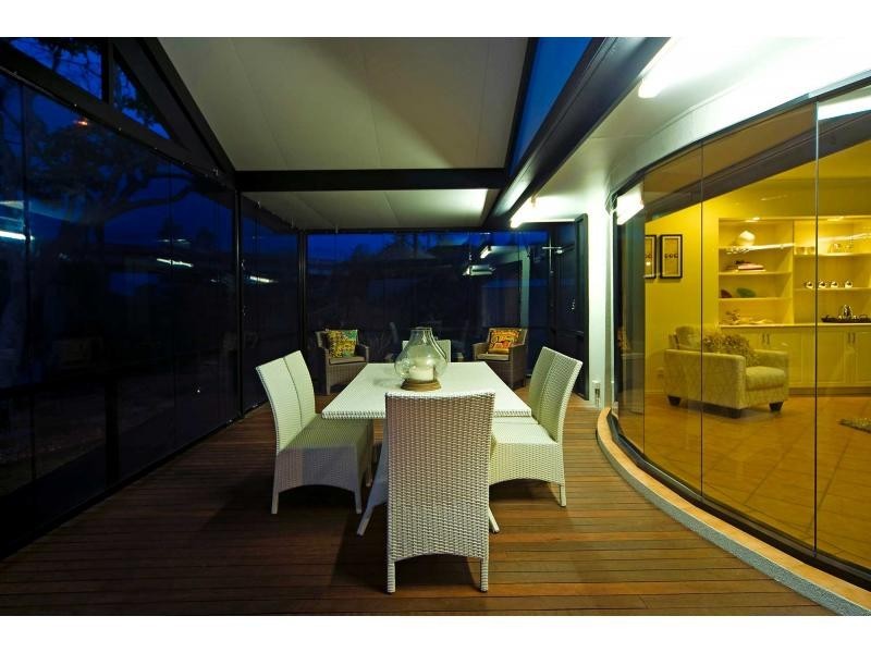 2 Oyster Cove Promenade, Oyster Cove, Hope Island QLD 4212