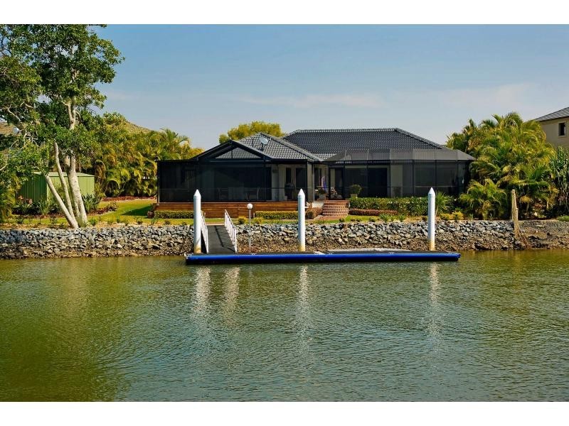 2 Oyster Cove Promenade, Oyster Cove, Hope Island QLD 4212