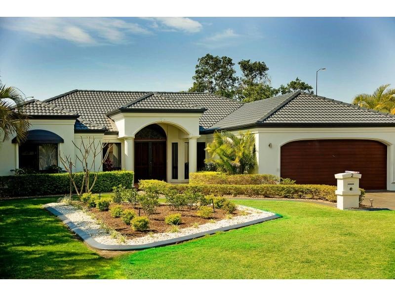 2 Oyster Cove Promenade, Oyster Cove, Hope Island QLD 4212