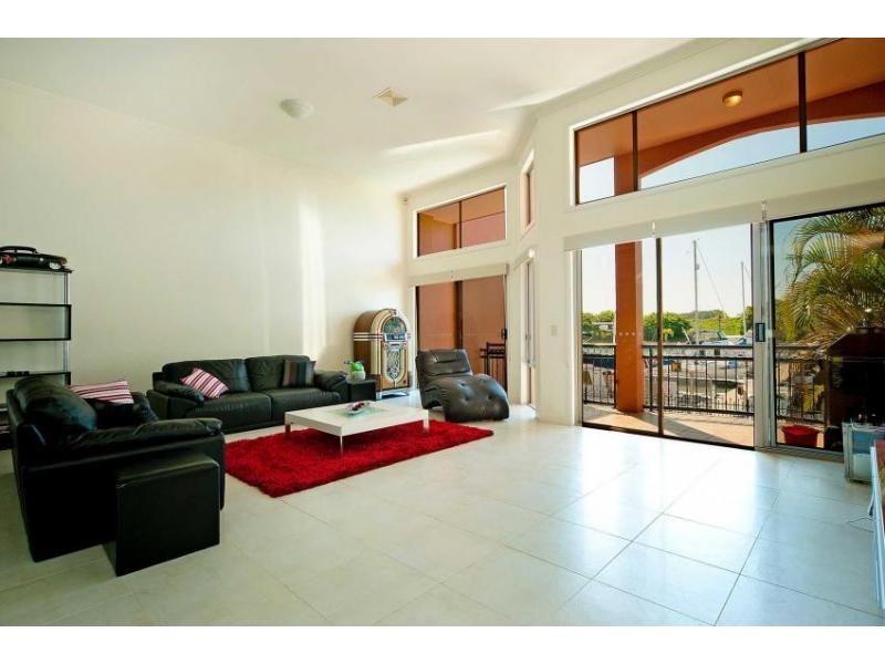 31 John Lund Drive, Hope Island QLD 4212