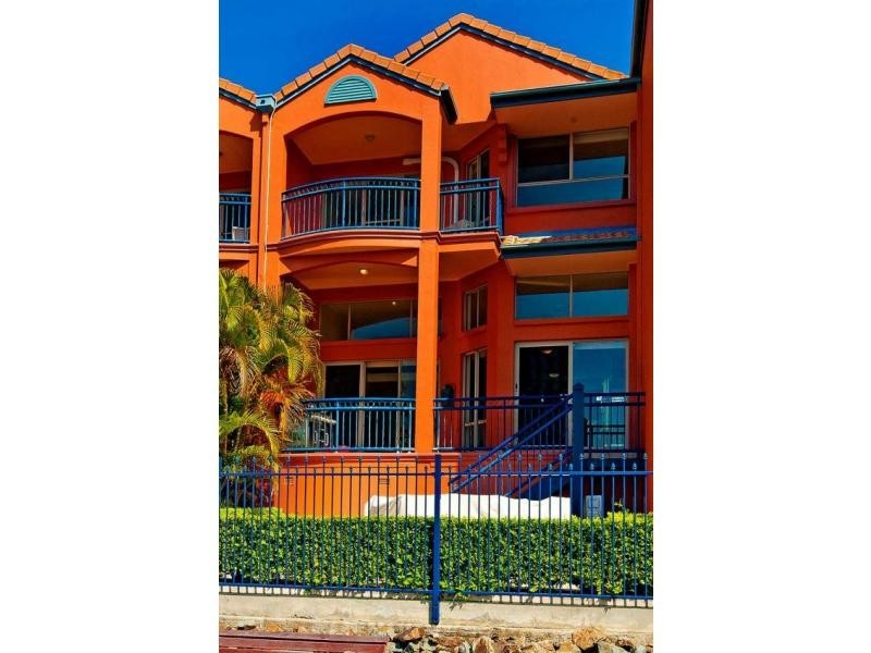 31 John Lund Drive, Hope Island QLD 4212