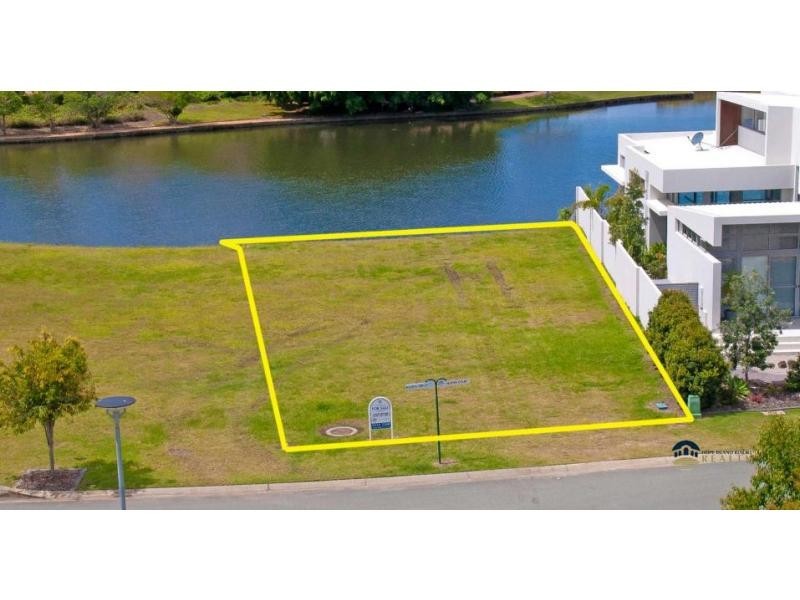 6179 Bolsena Circuit, Hope Island QLD 4212