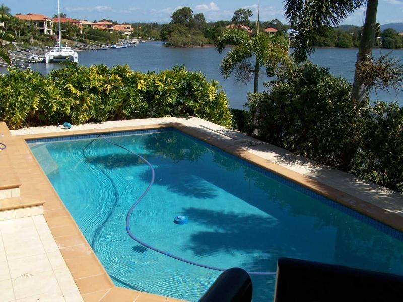 Hope Island QLD 4212