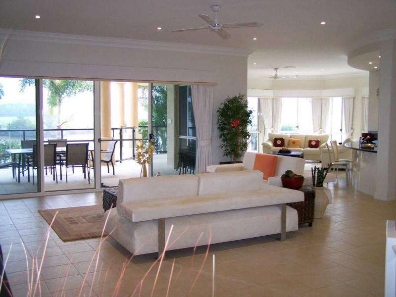 Hope Island QLD 4212