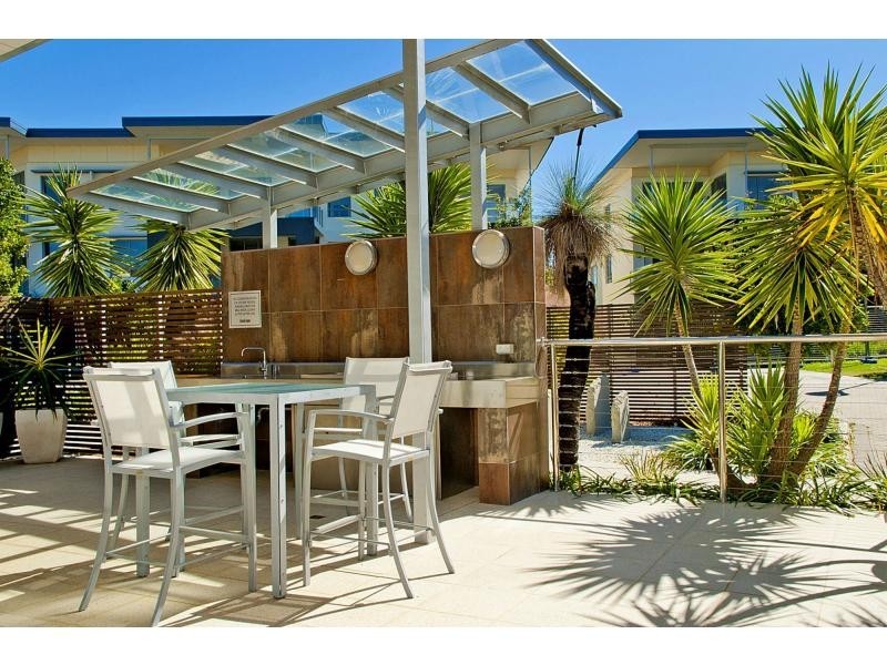 Hope Island QLD 4212