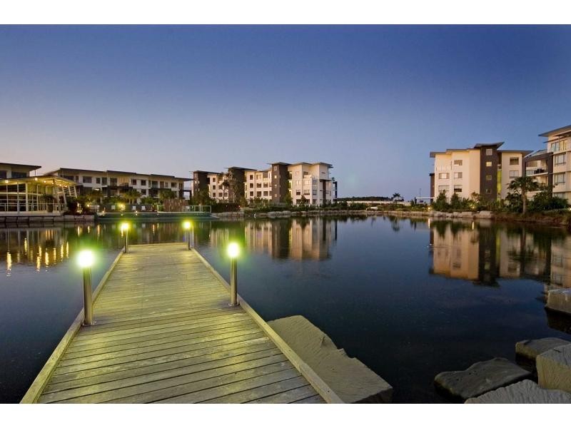 Hope Island QLD 4212