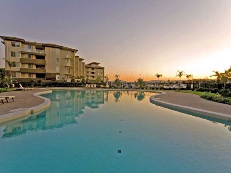 Hope Island QLD 4212