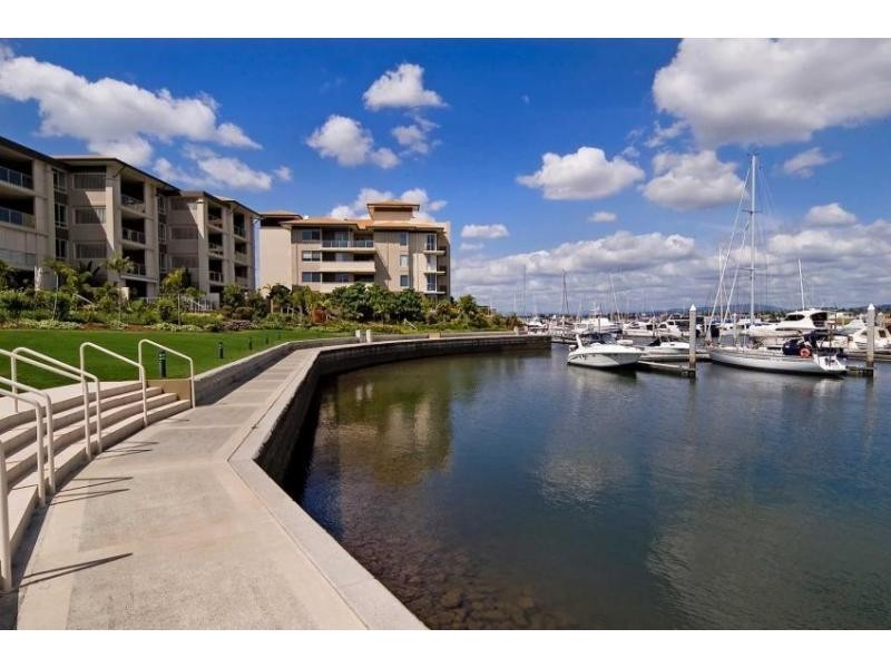 Hope Island QLD 4212