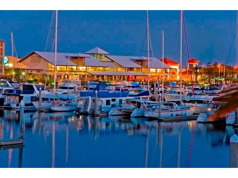 Hope Island QLD 4212