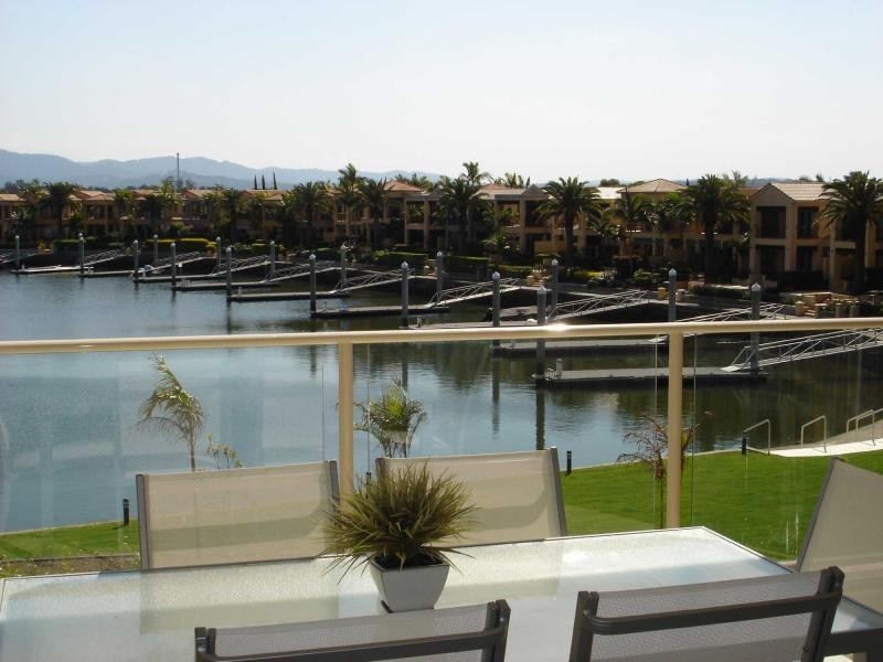 Hope Island QLD 4212