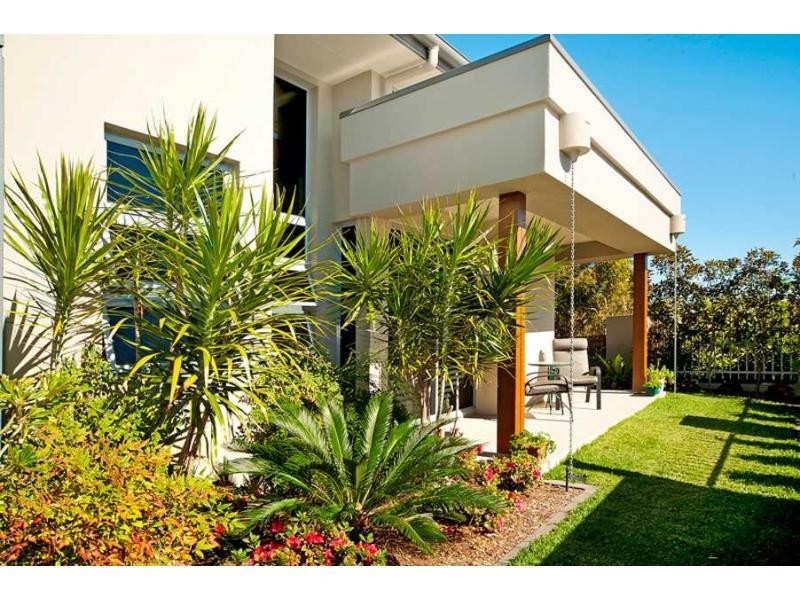 6162 Lugano Drive East, Hope Island QLD 4212