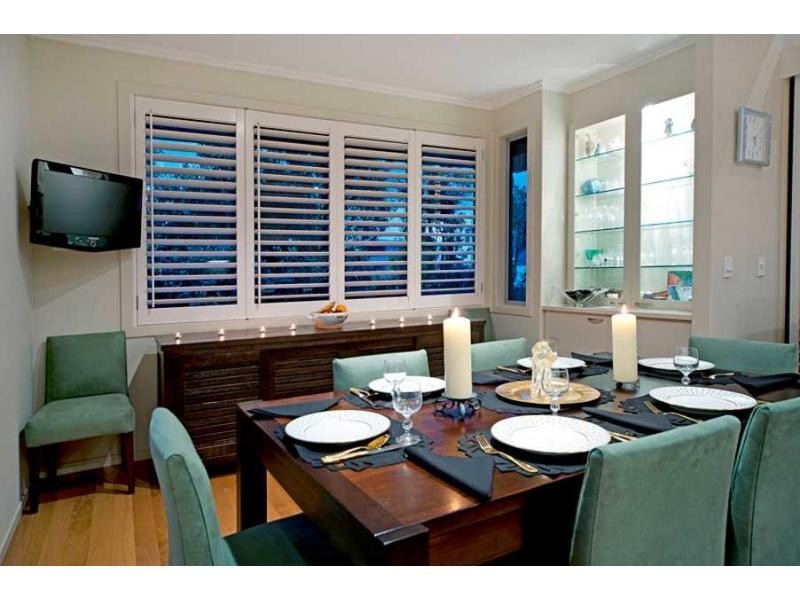 6162 Lugano Drive East, Hope Island QLD 4212