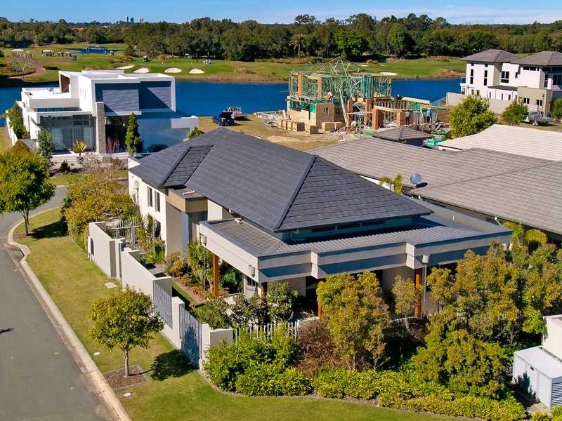 6162 Lugano Drive East, Hope Island QLD 4212