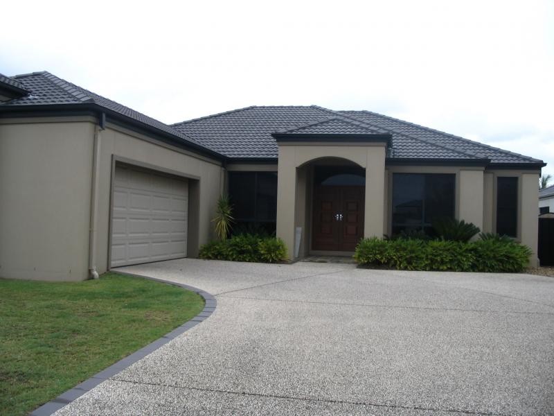 Oyster Cove QLD 4212