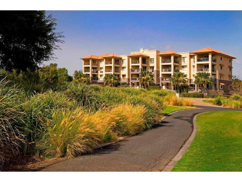 Hope Island QLD 4212