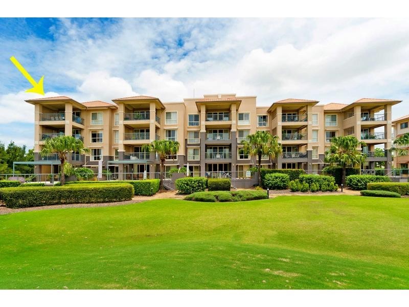 8440 Magnolia Drive East, Hope Island QLD 4212