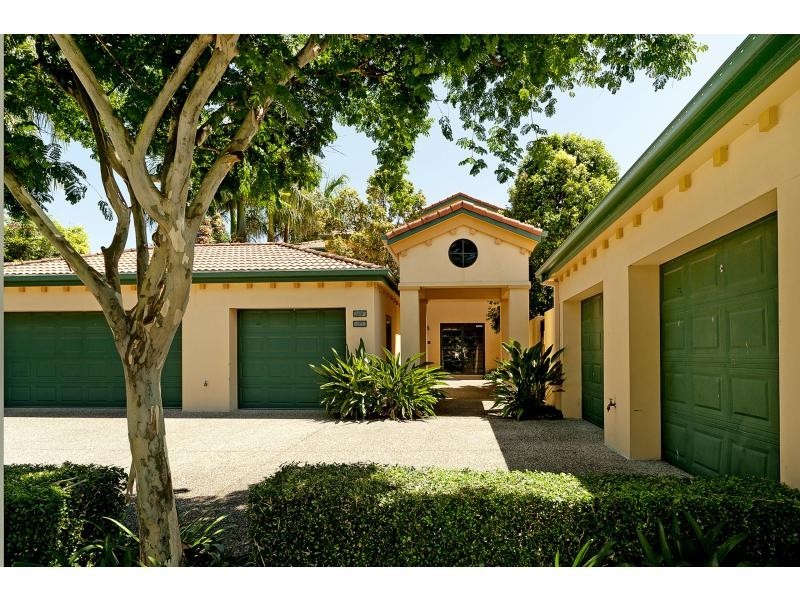 3268 The Palladian Drive, Hope Island QLD 4212