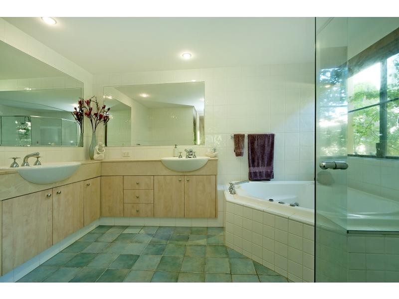3268 The Palladian Drive, Hope Island QLD 4212
