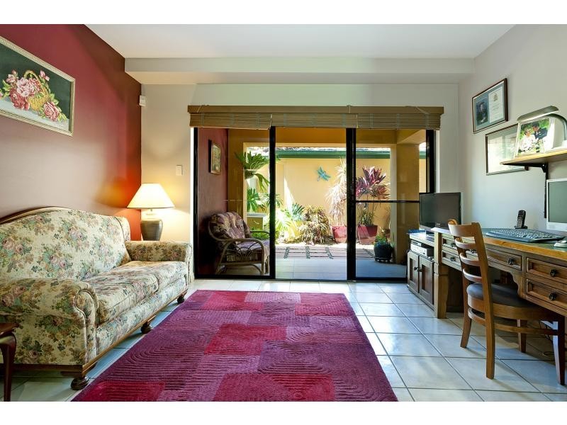 3268 The Palladian Drive, Hope Island QLD 4212