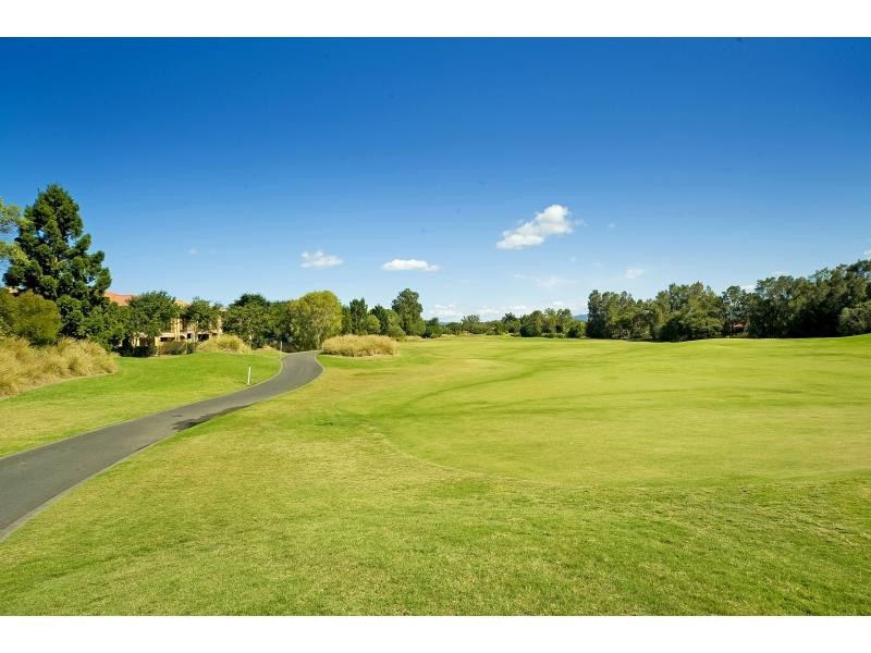 3268 The Palladian Drive, Hope Island QLD 4212