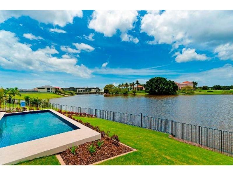 6176 Murten Court, Hope Island QLD 4212