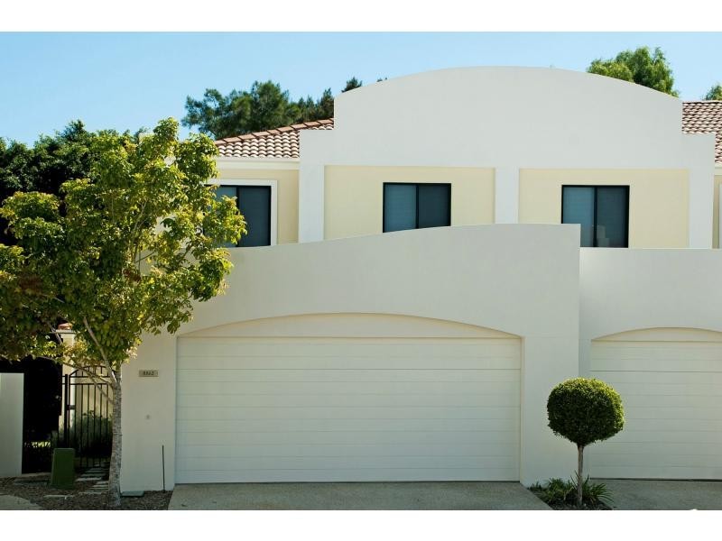 8862 Magnolia Drive East, Hope Island QLD 4212