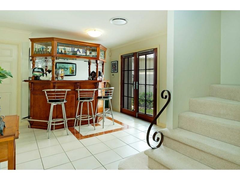 8862 Magnolia Drive East, Hope Island QLD 4212