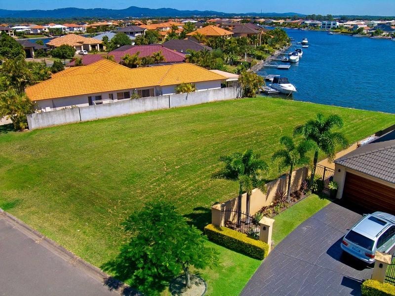 23 Oyster Cove Promenade, Helensvale QLD 4212