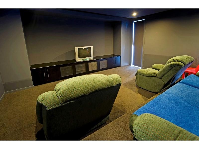 47 Harbourvue Court, River Links, Helensvale QLD 4212