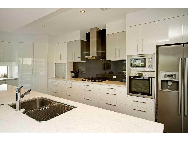 47 Harbourvue Court, River Links, Helensvale QLD 4212