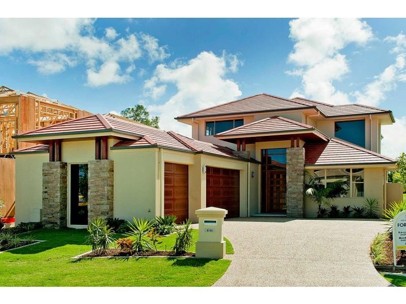 9104 Peter Senior Drive, Hope Island QLD 4212