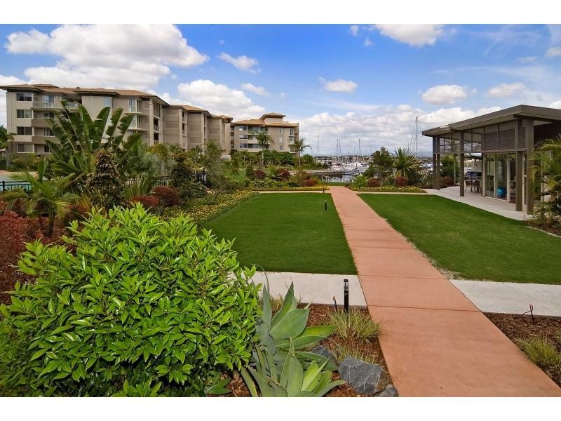 1784/2 Rialto Quay Drive, Hope Island QLD 4212