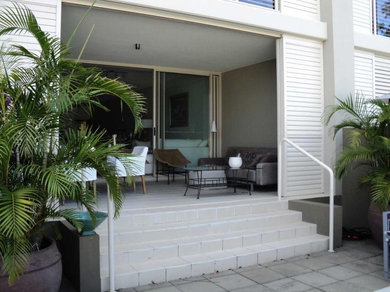 1784/2 Rialto Quay Drive, Hope Island QLD 4212