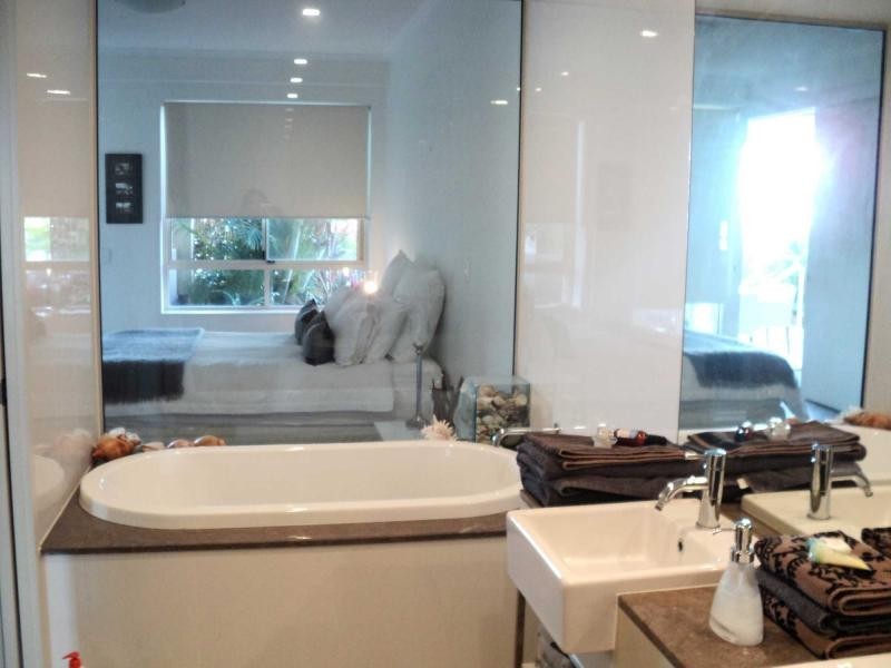 1784/2 Rialto Quay Drive, Hope Island QLD 4212