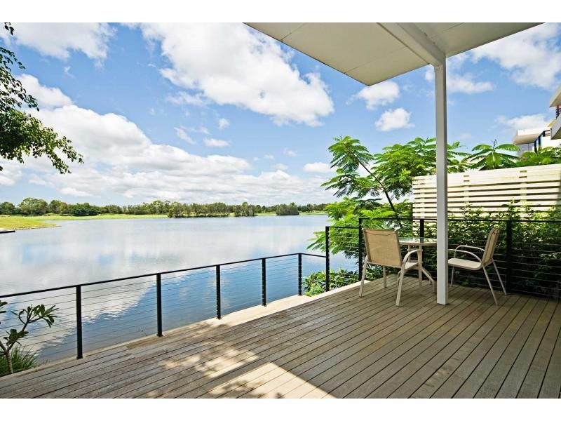 6063 Lugano Drive, Hope Island QLD 4212