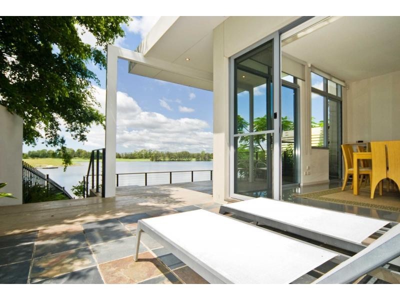 6063 Lugano Drive, Hope Island QLD 4212