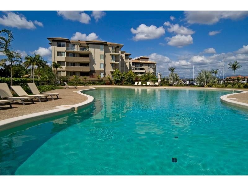 Unit 1749/2 Rialto Quay Drive, Hope Island QLD 4212