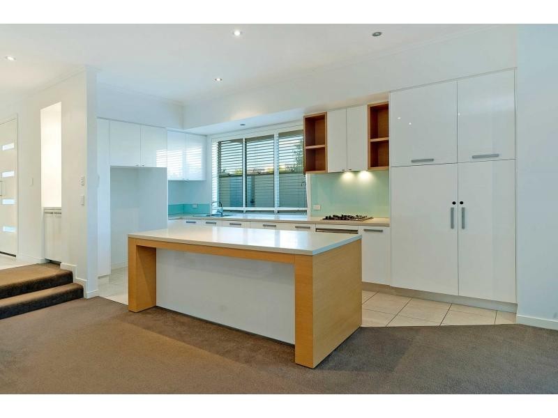 6111 Trasimeno Avenue, Hope Island QLD 4212