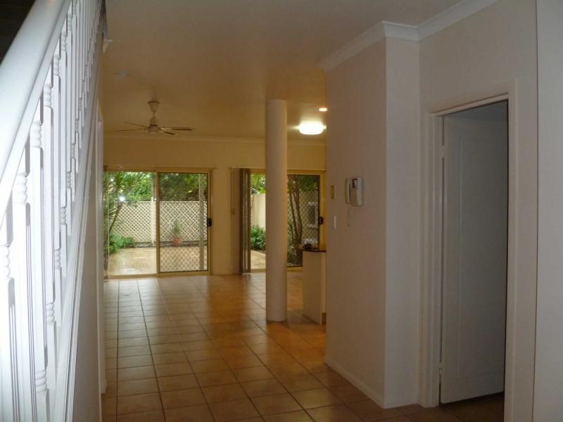 Hope Island QLD 4212