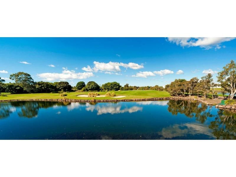 7521 Springfield Drive, Hope Island QLD 4212