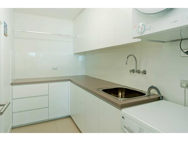 7521 Springfield Drive, Hope Island QLD 4212