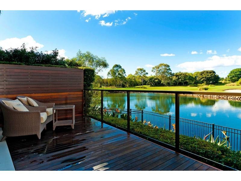 7521 Springfield Drive, Hope Island QLD 4212