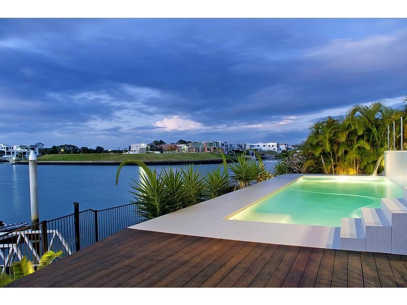 29 Coomera Court, River Links, Helensvale QLD 4212
