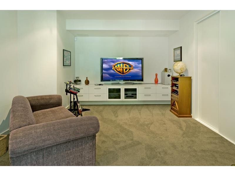 29 Coomera Court, River Links, Helensvale QLD 4212