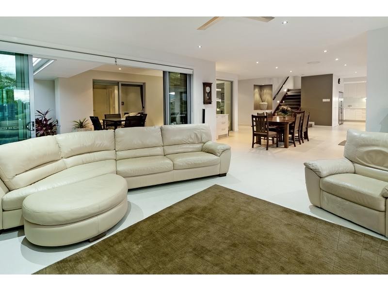 29 Coomera Court, River Links, Helensvale QLD 4212