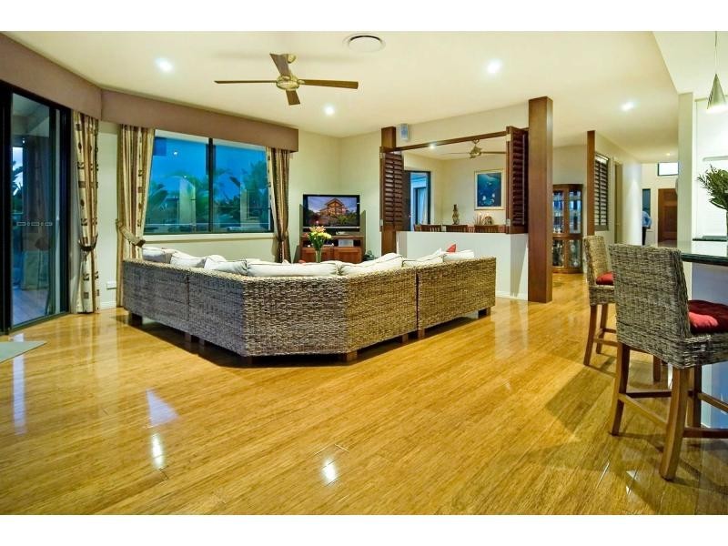 2303 Belmont Court East, Hope Island QLD 4212