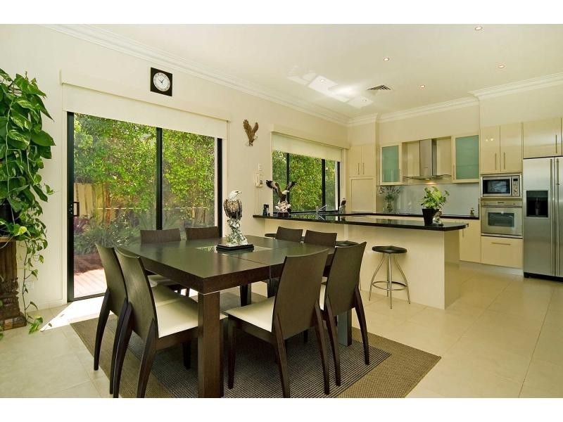3136 Riverleigh Drive, Hope Island QLD 4212