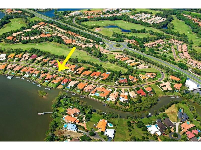 3136 Riverleigh Drive, Hope Island QLD 4212