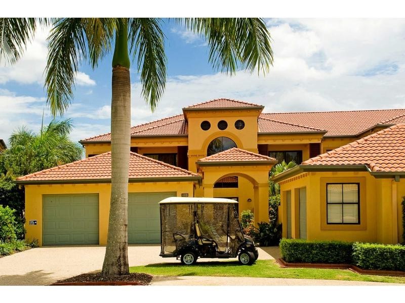 3211 Palladian Drive, Hope Island QLD 4212